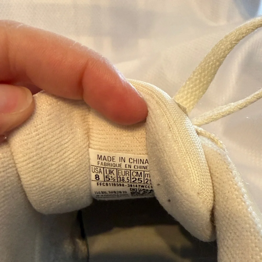 Reebok‎ Women's Cream and Leopard Patterned Sneakers Mixed Material SZ 8 Women’s - Picture 3 of 8